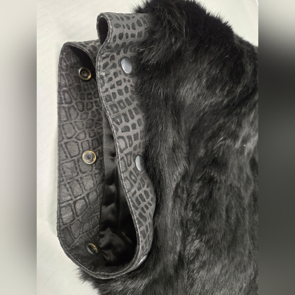 Chosen Furs Fully Lined  Rabbit Fur Black & LeatherVest Small Fur‎ Origin France - Picture 5 of 13